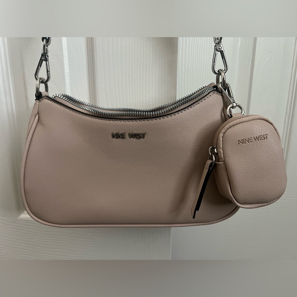 NWOT Nine West Blush Pink Crossbody Bag - Picture 2 of 4